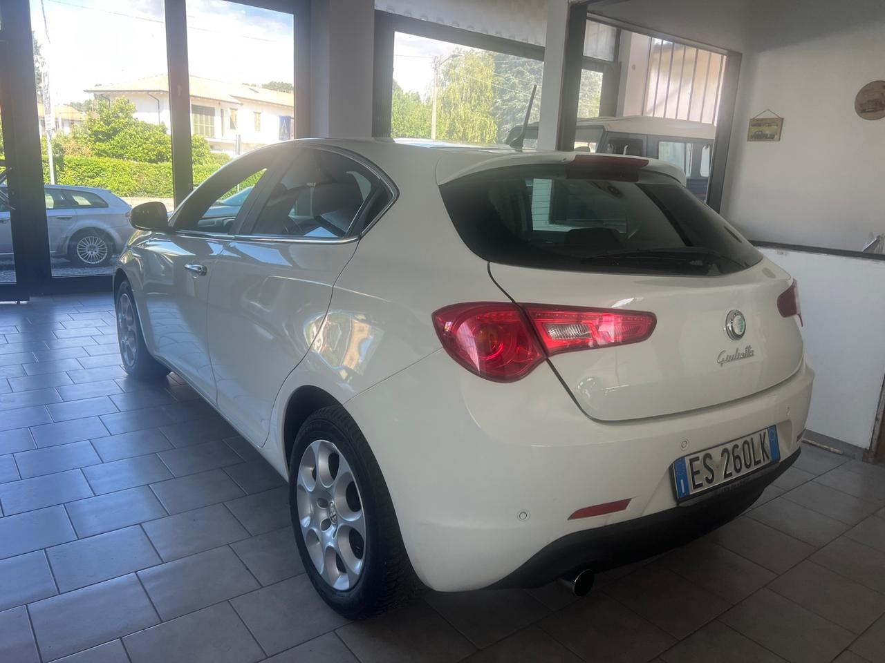 Alfa Romeo Giulietta 1.6 JTDm-2 105 CV Distinctive