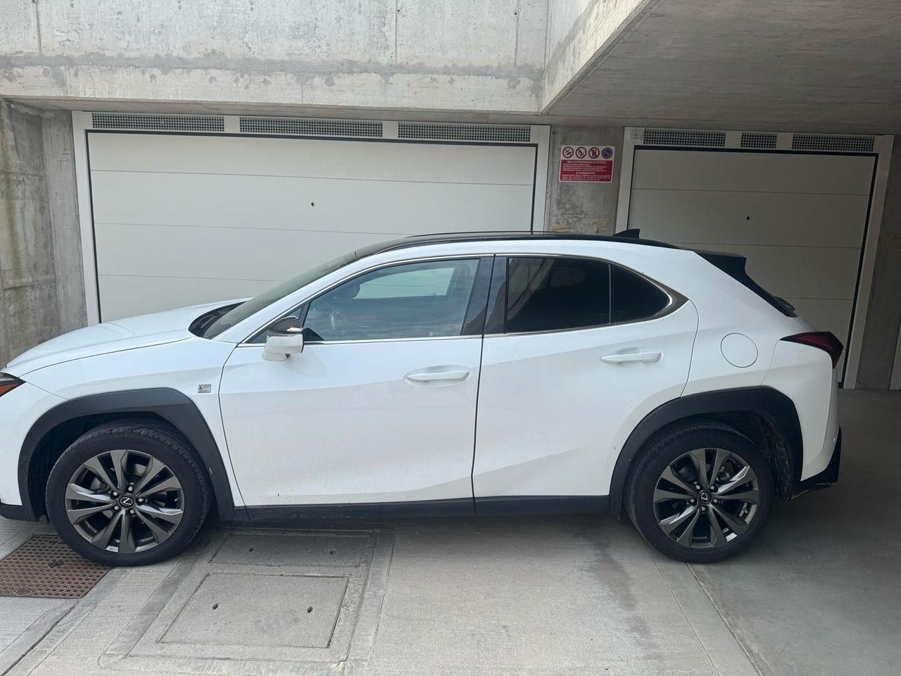Lexus UX UX Hybrid F Sport
