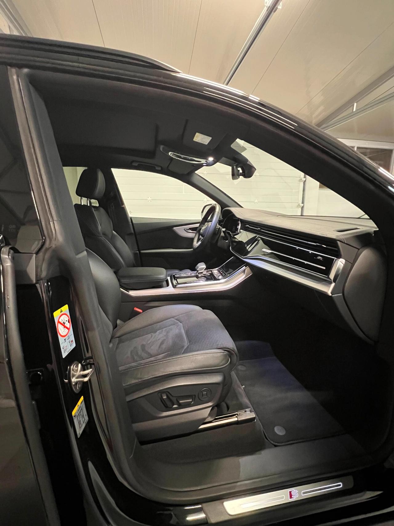 Audi Q8 SUV TDI quattro 210 kW tiptronic S line edition