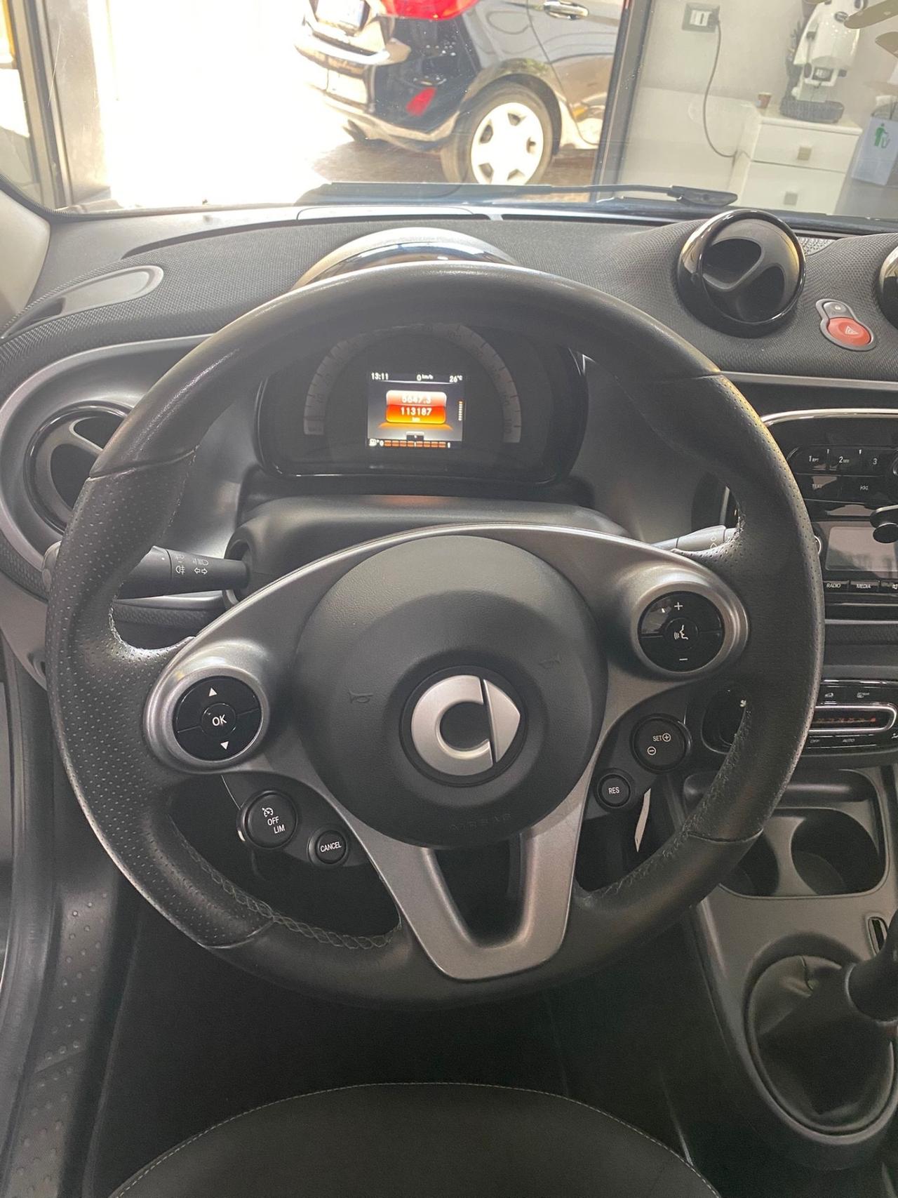 Smart ForFour 70 1.0 Passion