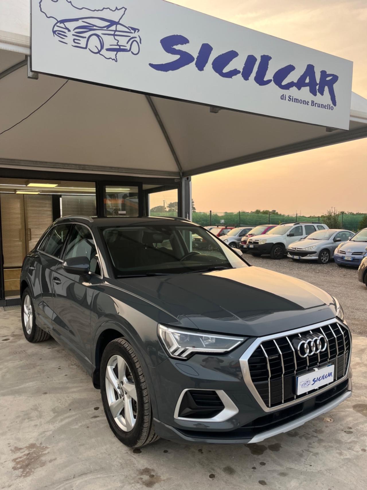 Audi Q3 40 TDI quattro S tronic Business Advanced