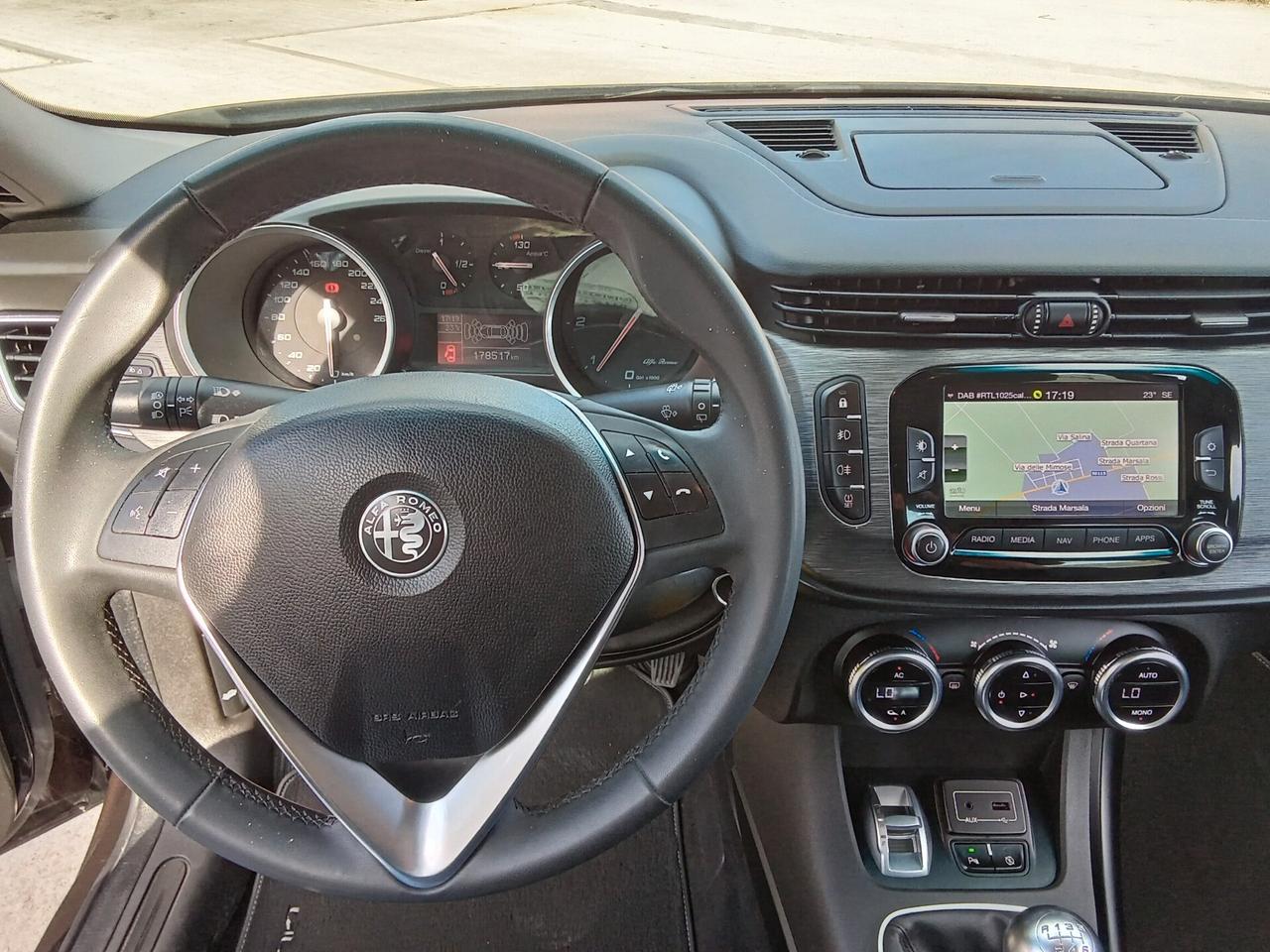 Alfa Romeo Giulietta 1.6 JTDm 120 CV Business