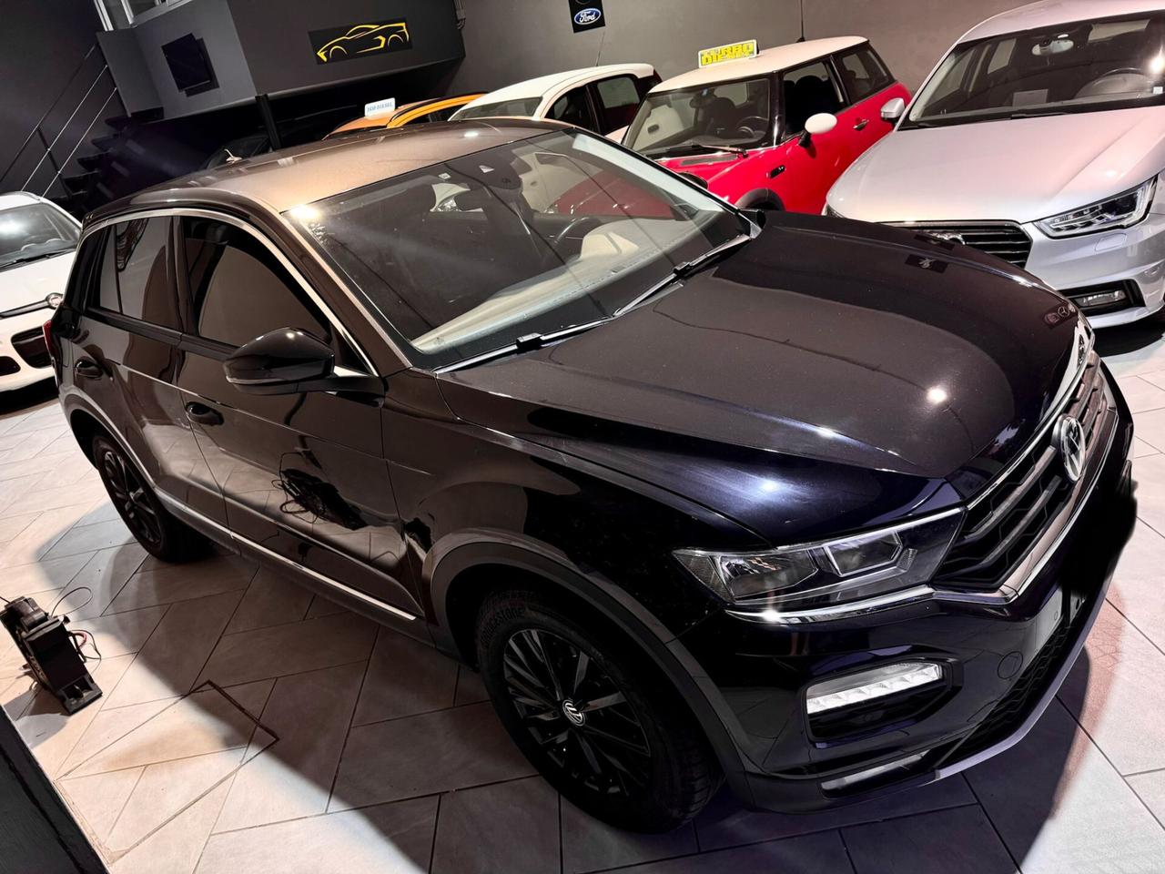Volkswagen T-Roc CAMBIO AUTOM. 80MILA KM CERTIFICATI