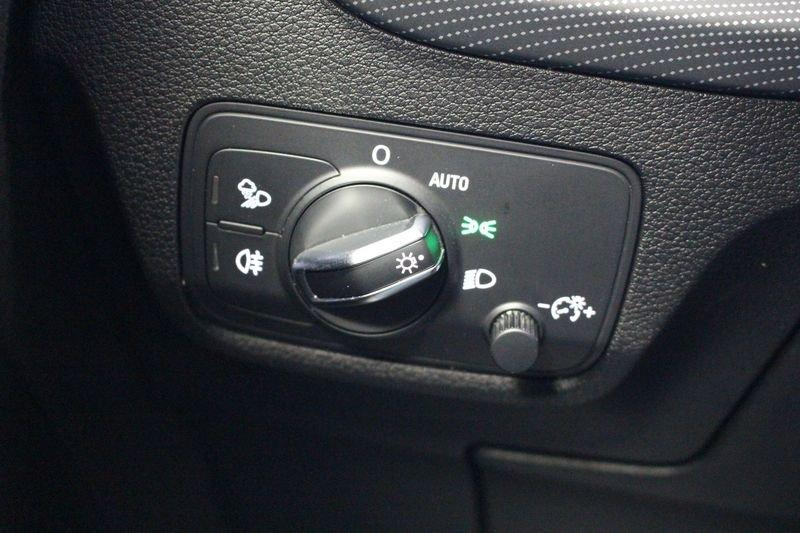 Audi Q2 Q2 30 TDI S tronic S line Edition