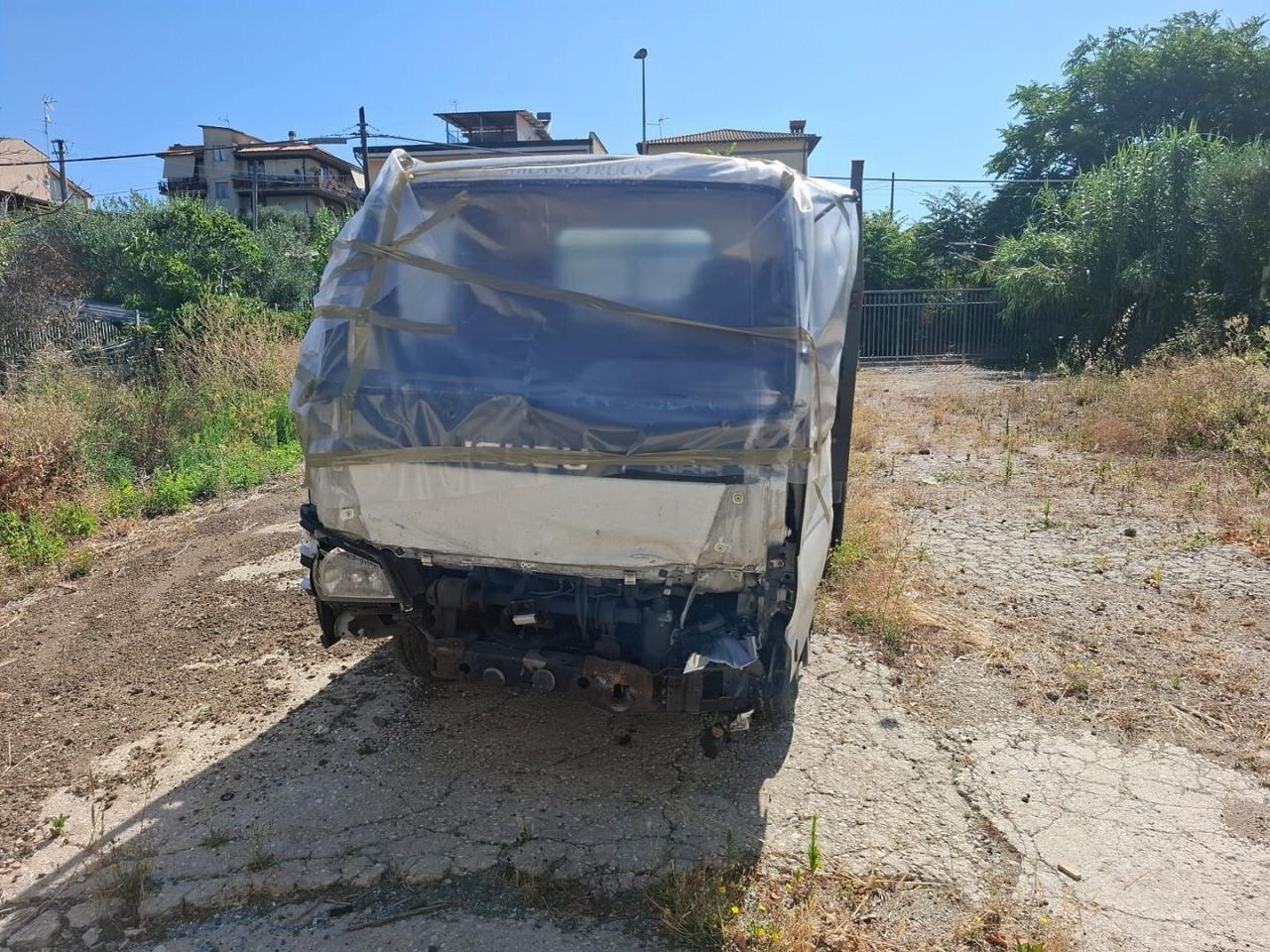 ISUZU RIBALTABILE 3.0 DIESEL SINISTRATO