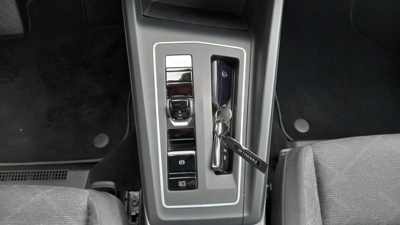 Volkswagen Golf 1.5 eTSI 130 CV EVO ACT DSG Life