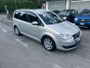 Volkswagen Touran 2.0 TDI DPF Trendline