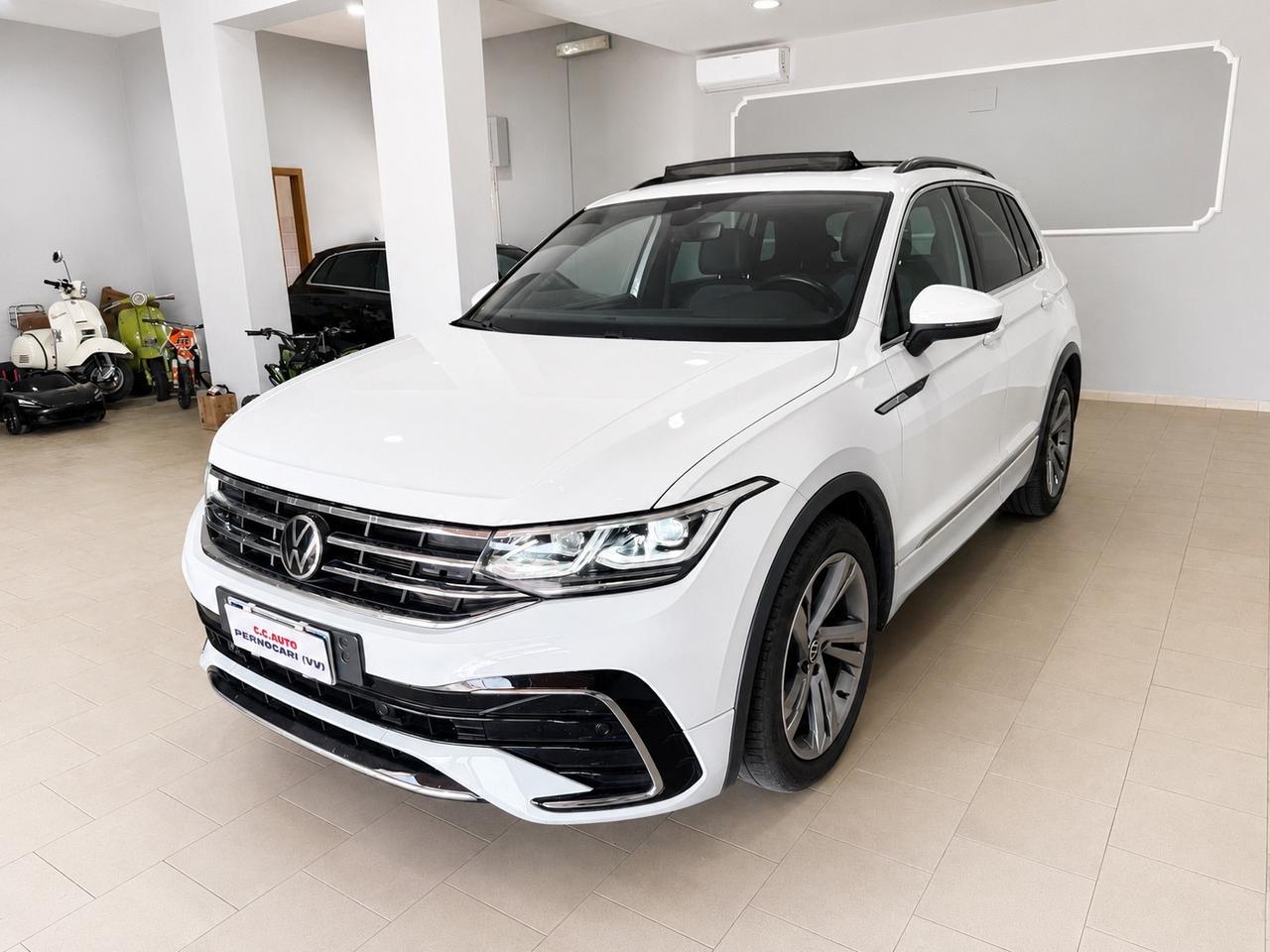 Volkswagen Tiguan 2.0 TDI 150 CV SCR DSG R-Line