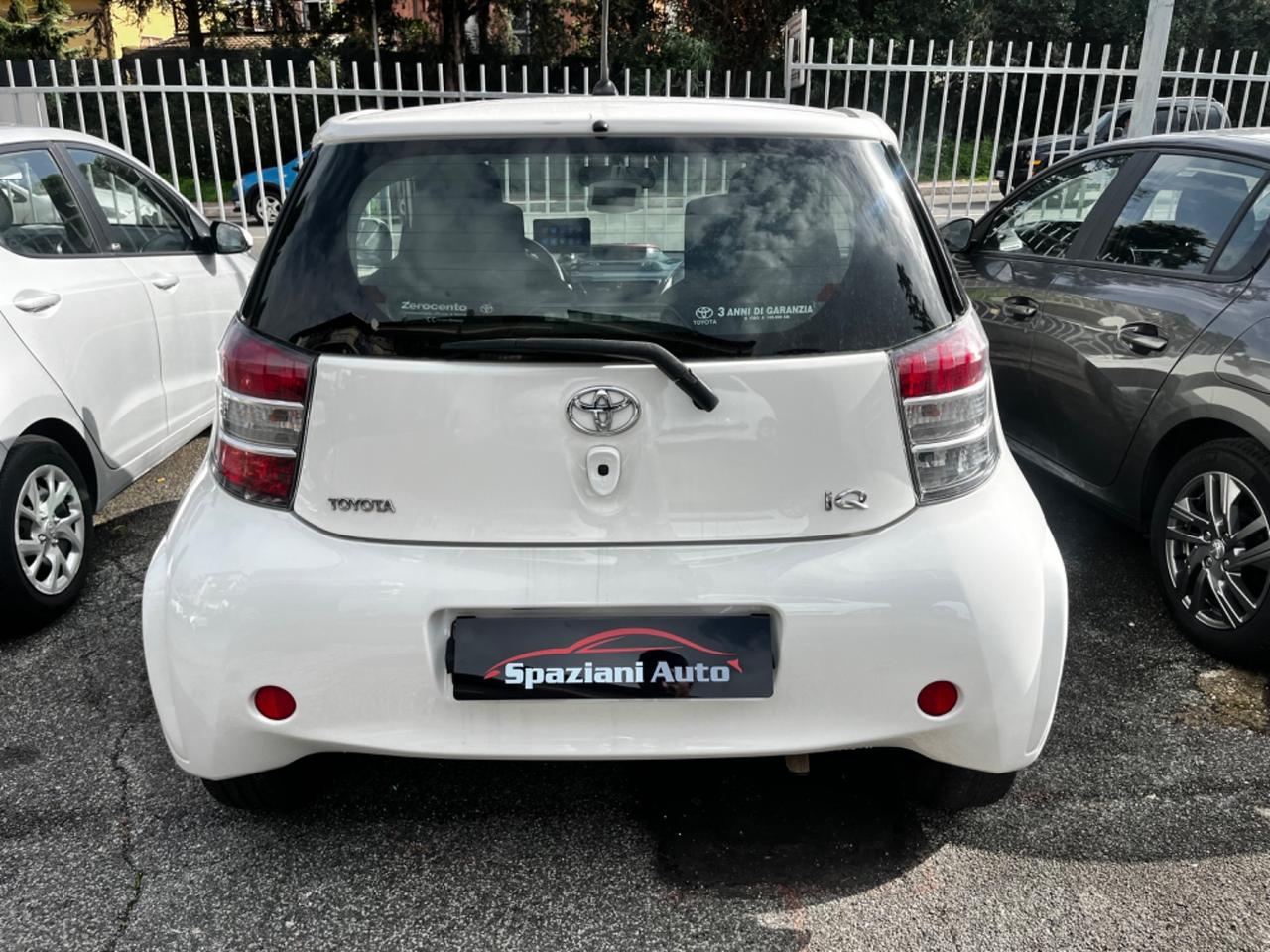 Toyota iQ 1.0 Sol