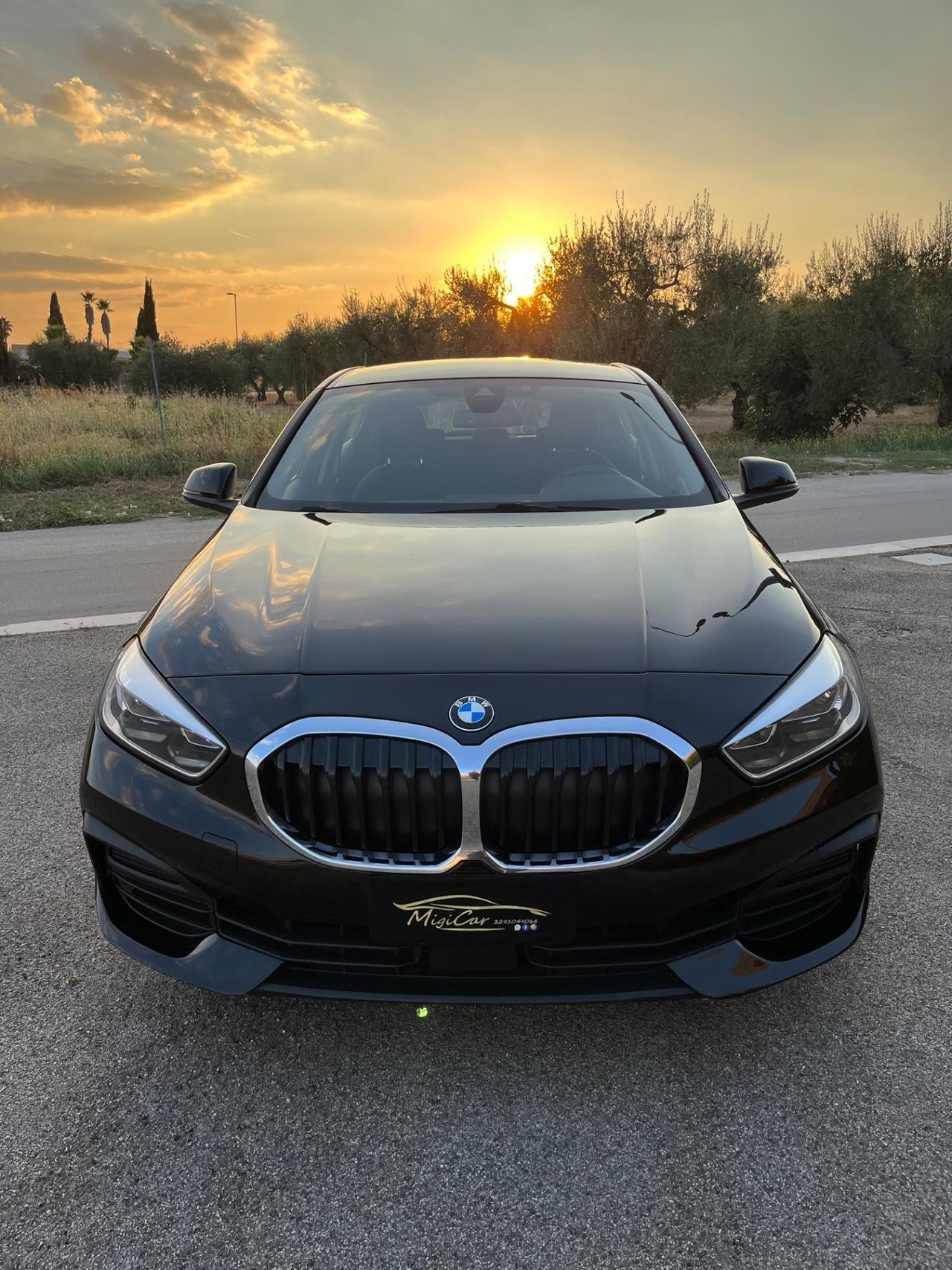 Bmw 118 118d 5p. Advantage