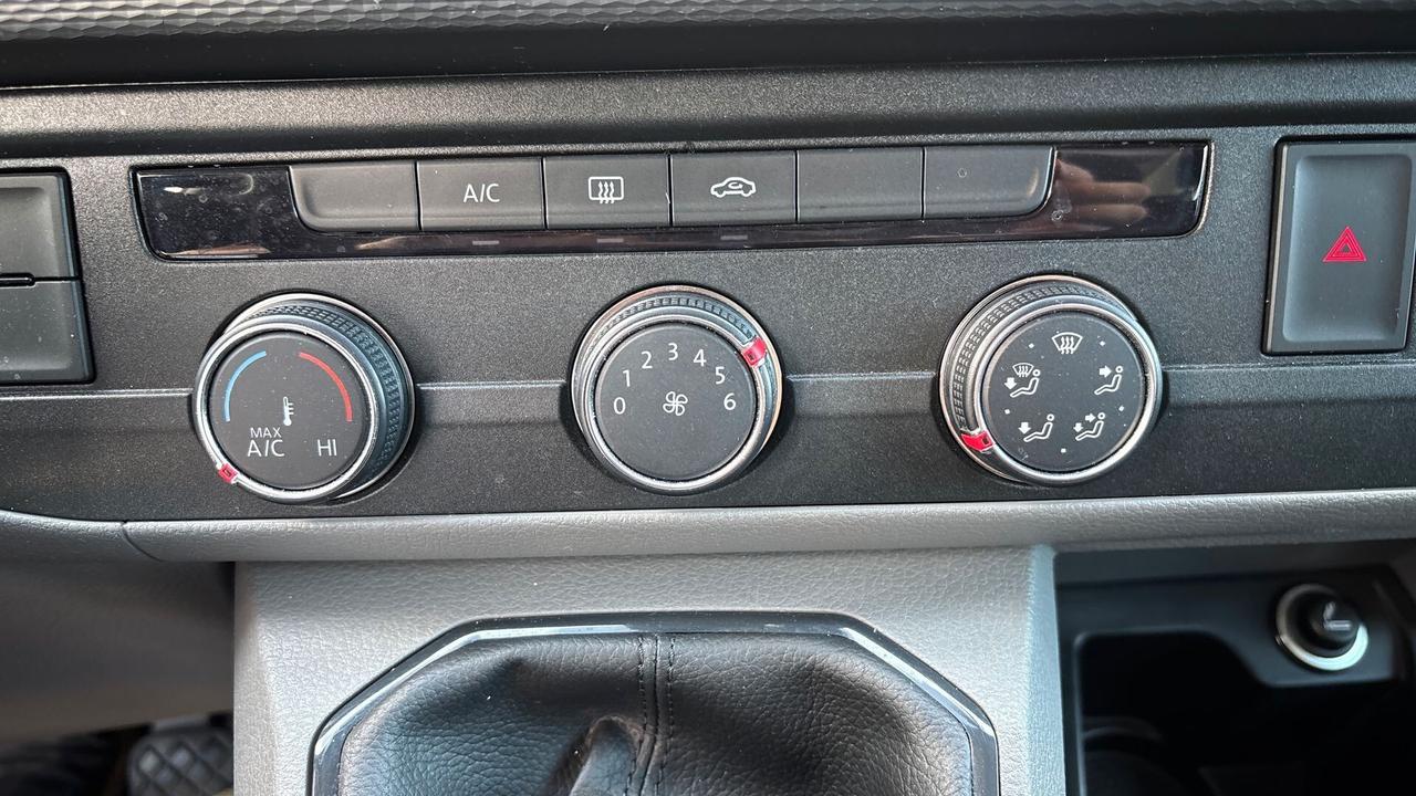 Volkswagen Transporter 2.0 TDI 110CV PC Kombi Business