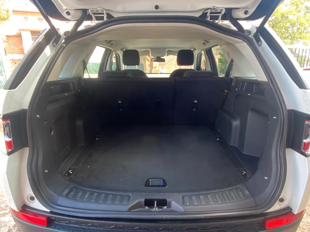 Land Rover Discovery Sport 2.0 TD4 150 CV Pure