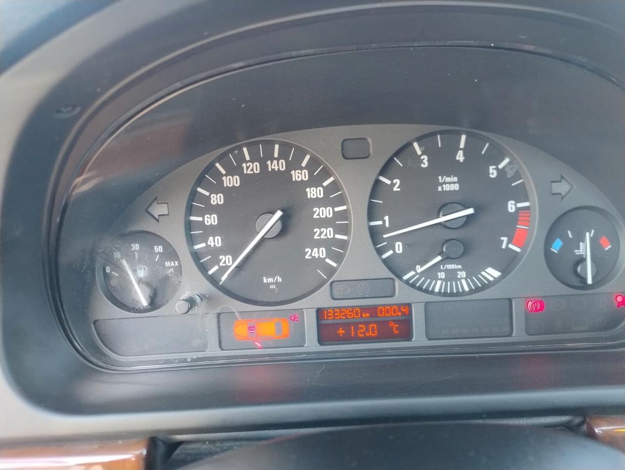 Bmw 520 520i 24V cat Futura