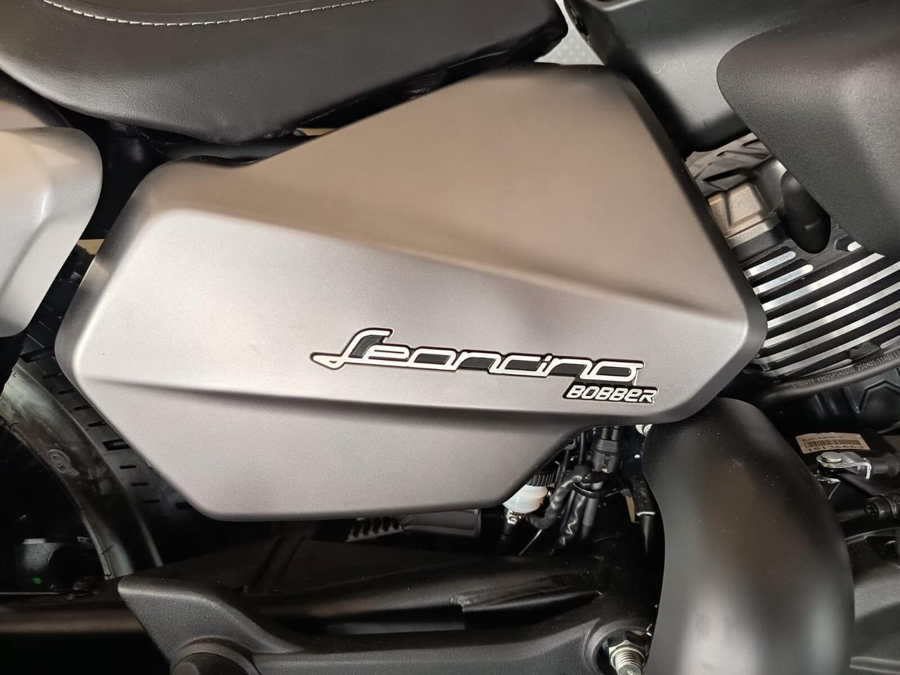 Benelli Leoncino 400 BOBBER