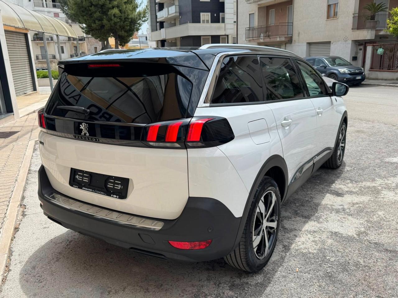 PEUGEOT 5008 1.5 HDI 130 CV. BI-COLORE CROSSWAY 7 POSTI
