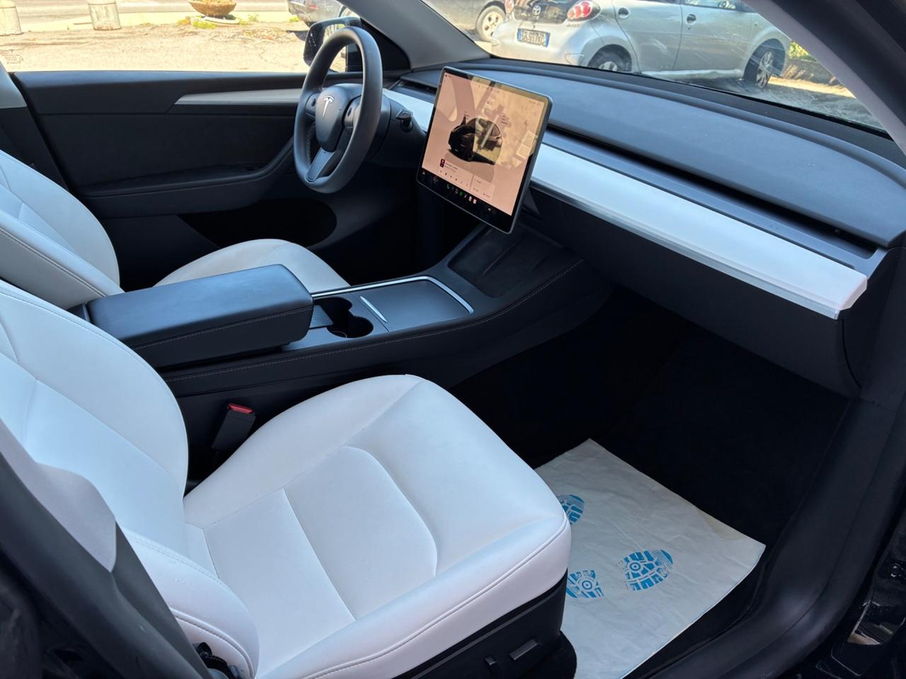 Tesla Model Y Long Range Dual Motor Aziendale