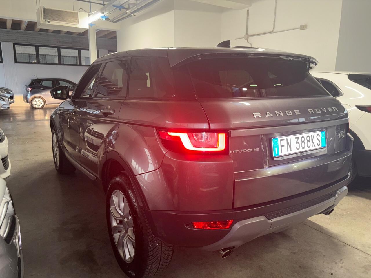 Range Rover Evoque 2.0 TD4 HSE EXPORT/COMMERCIANTI