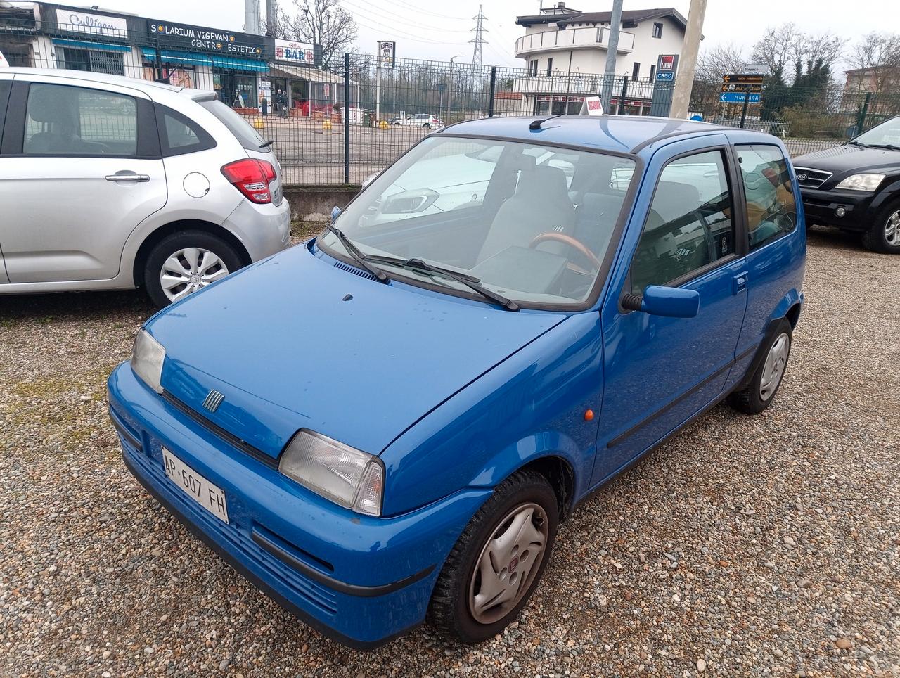 Fiat Cinquecento 900i cat Suite