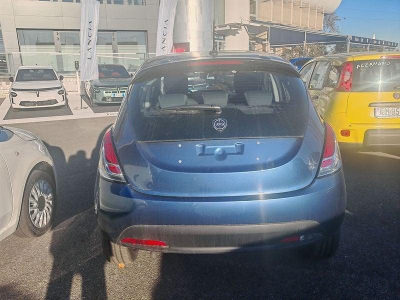 Lancia Ypsilon 1.0 FireFly 5 porte S&S Hybrid Oro