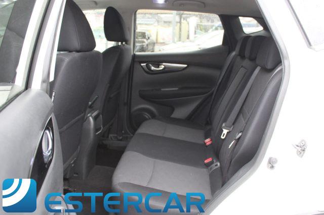 NISSAN Qashqai 1.2 DIG-T aut N-Connecta