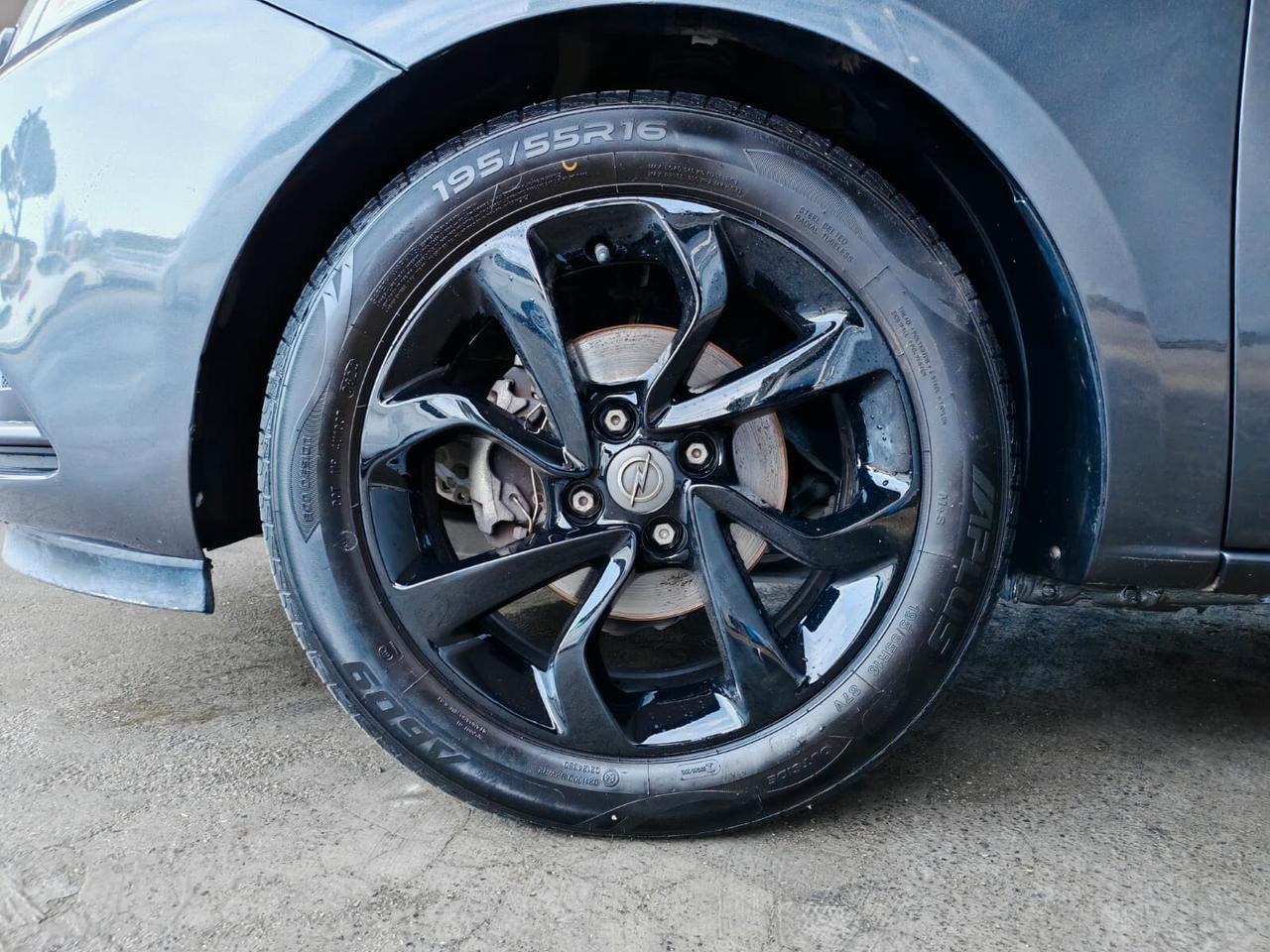 Opel Corsa 1.4 90CV GPL Tech 5 porte Advance