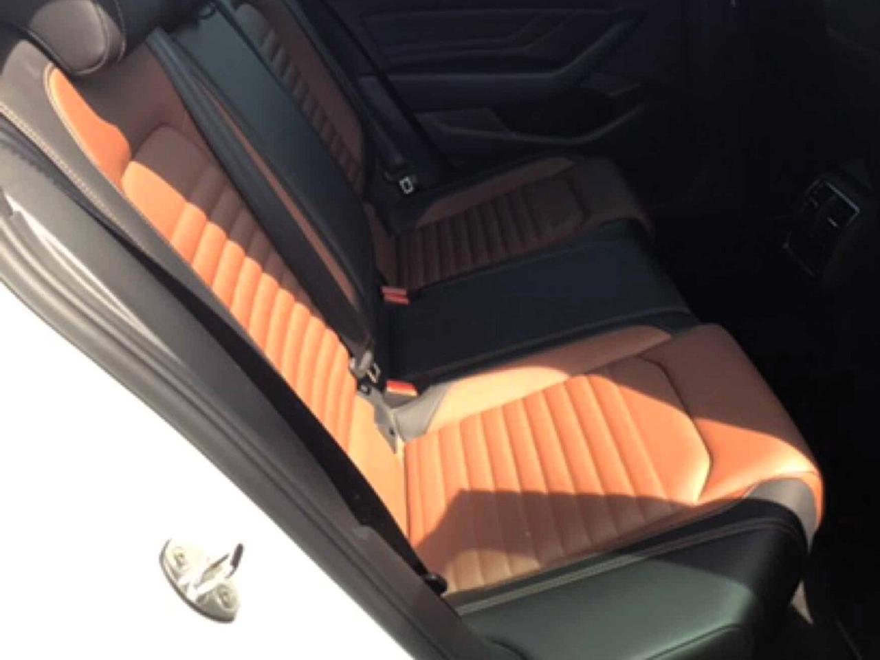 Volkswagen Passat Variant 2.0 TDI SCR 200 CV 4MOTION DSG Executive