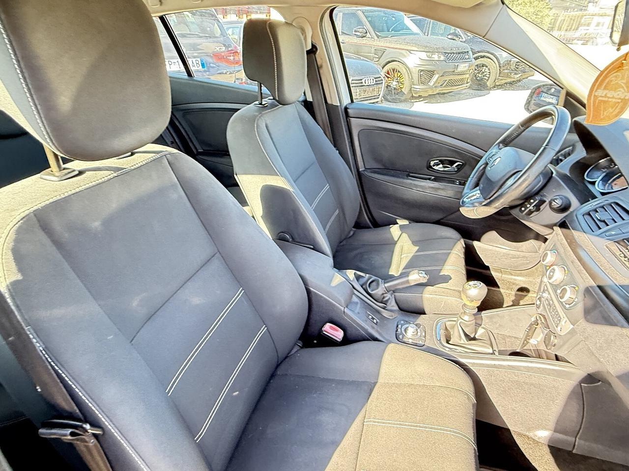 RENAULT MEGANE 1.5 DCI ADATTA NEOPATENTATI