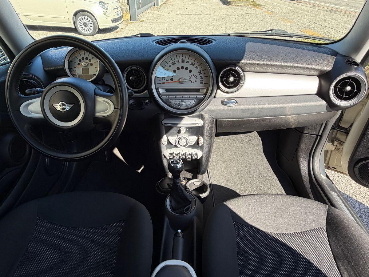 MINI - Mini - 1.4 16V One