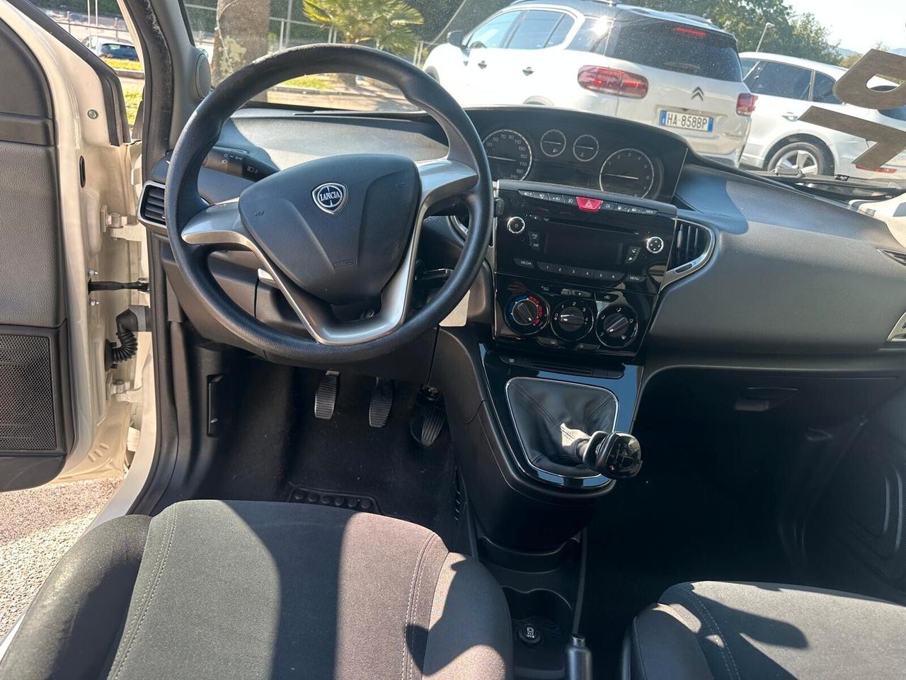 Lancia Ypsilon 1.2 69 CV 5 porte GPL Ecochic Gold NEOPATENTATI