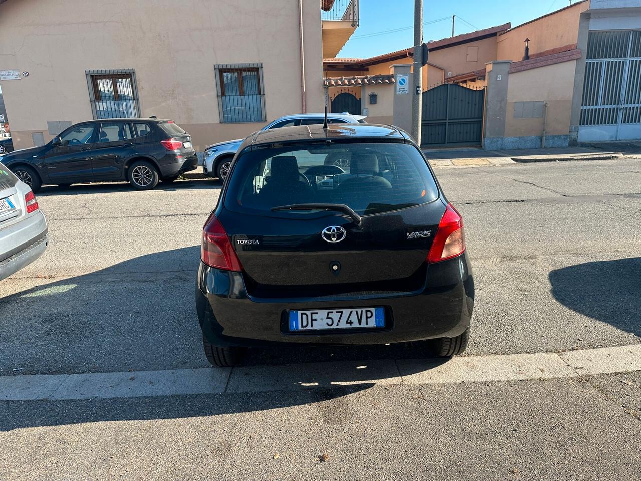 Toyota Yaris 1.0 5 porte Sol