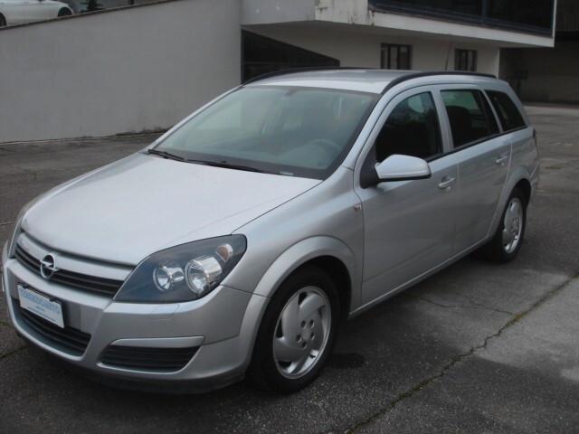 Opel Astra 1.6 16V Twinport Station Wagon Club