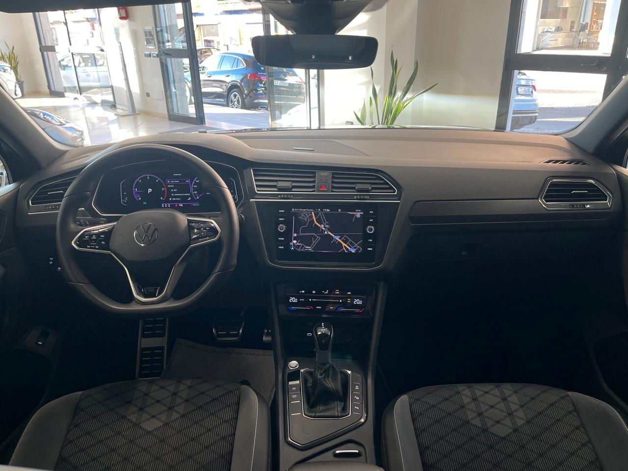 Volkswagen Tiguan 2.0 TDI 150cv SCR DSG R-Line