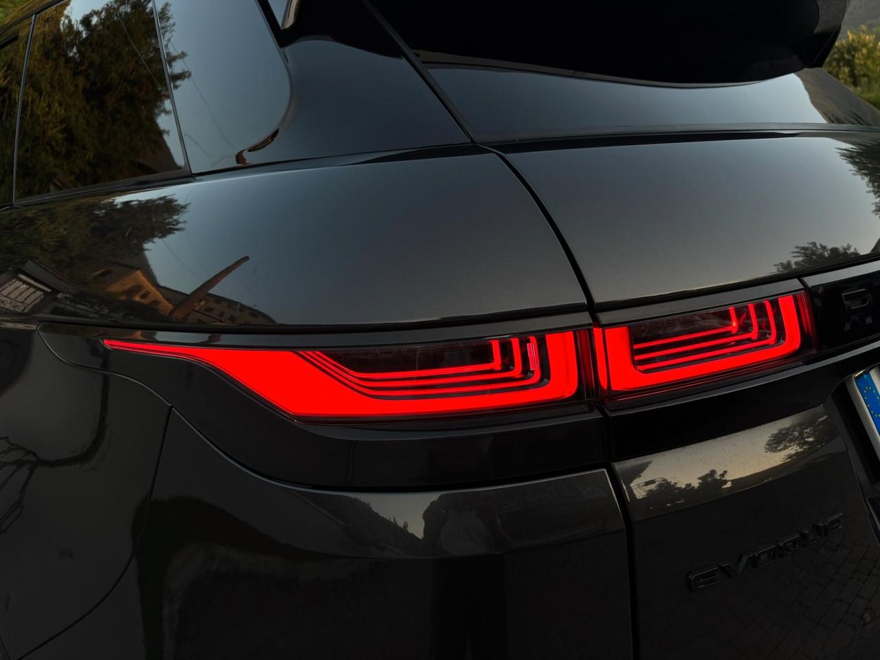 Land Rover Range Evoque 2.0D I4 163 CV AWD Auto R-Dynamic MY 22