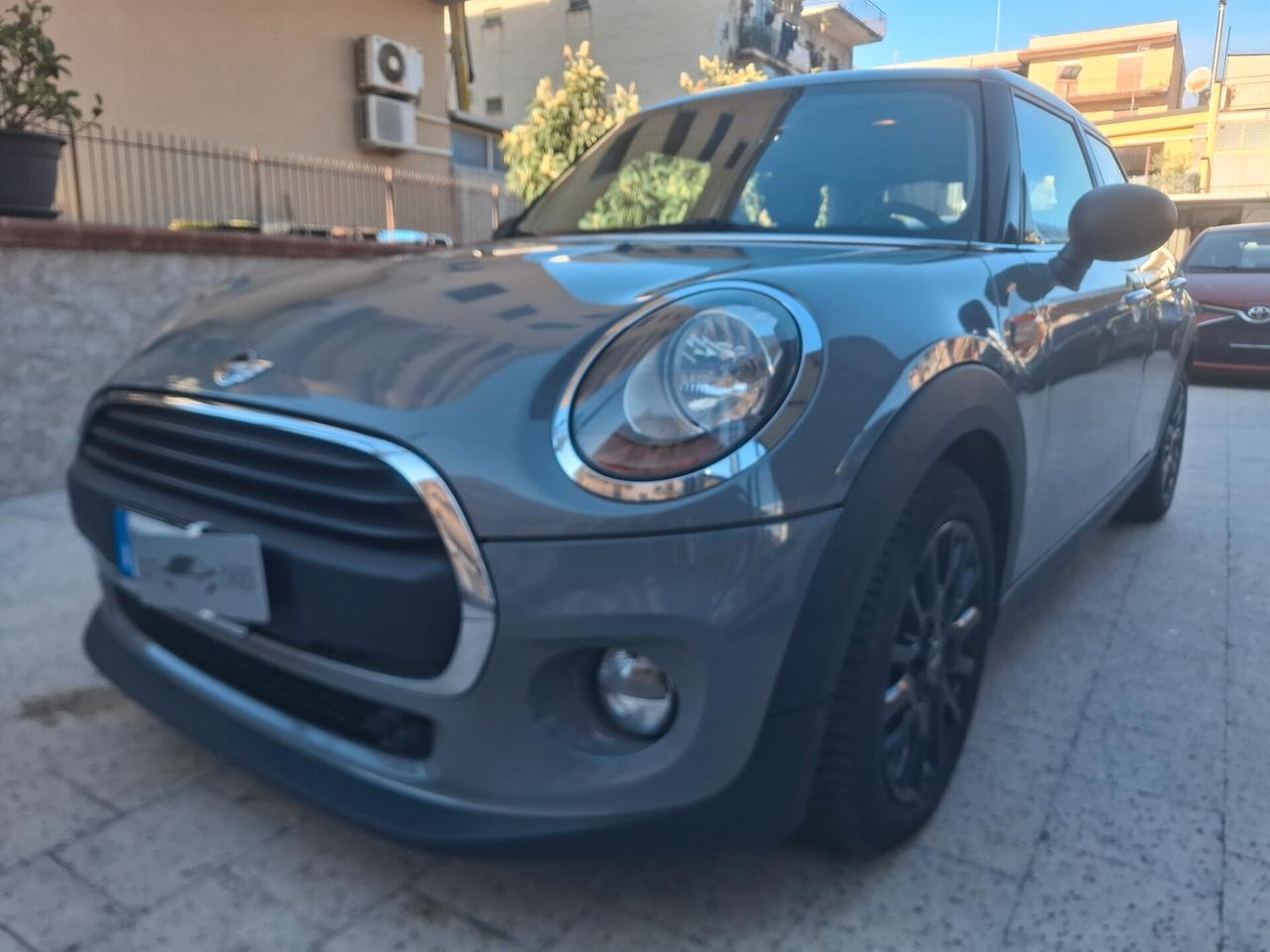 MINI One - 1.5 D Business Navi