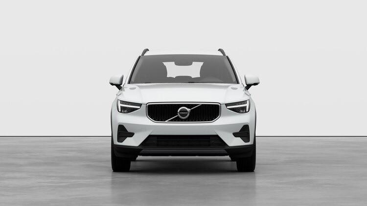 VOLVO XC40 ESSENTIAL B3 AUTO PREZZO PROMO FINO A FINE MESE