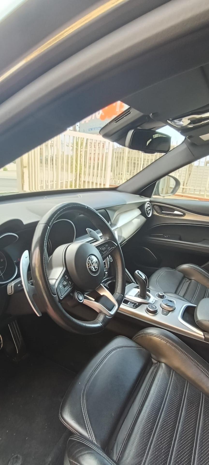 Alfa Romeo Stelvio 2.2 Turbodiesel 210 CV AT8 Q4 Veloce