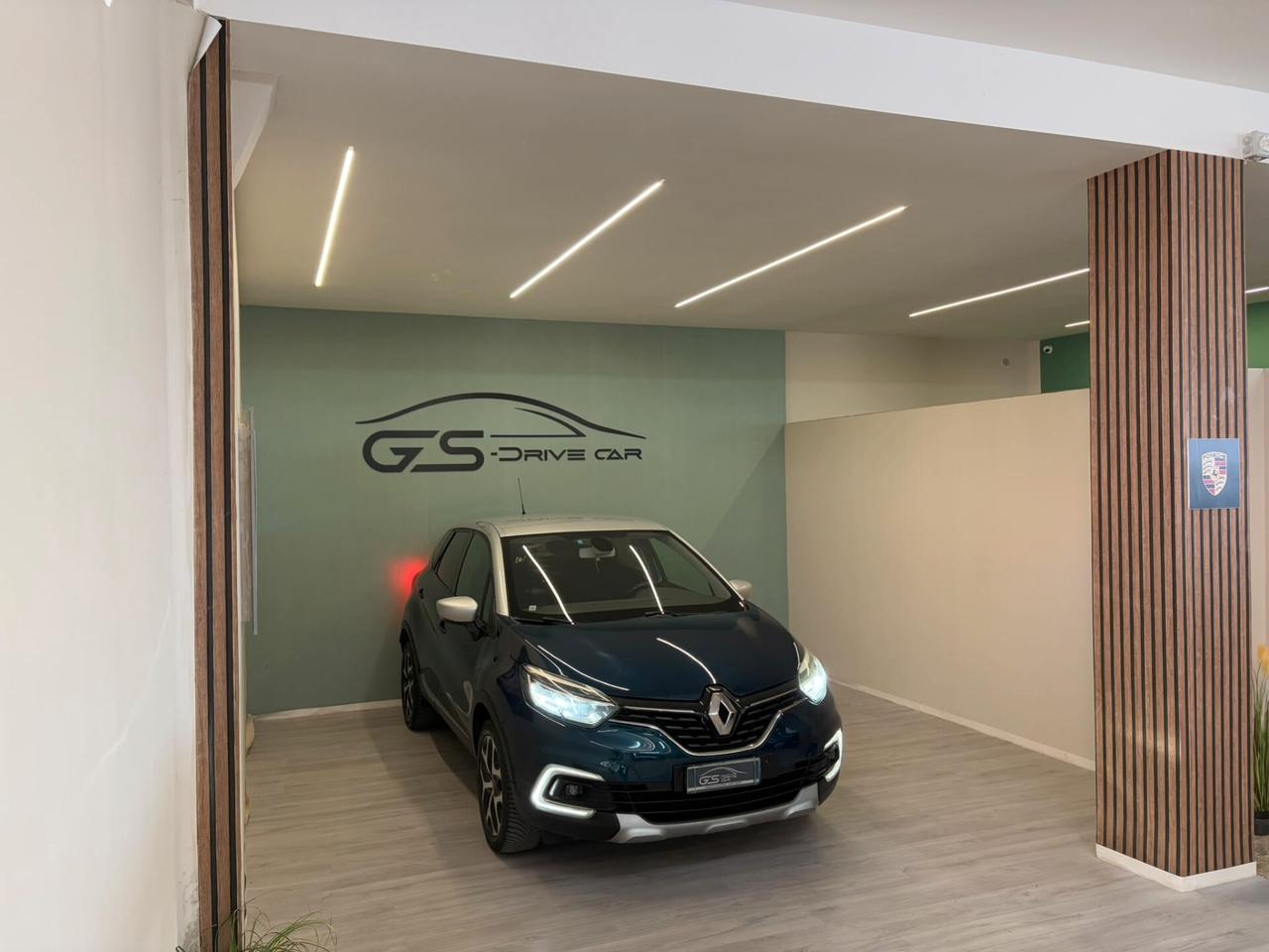 Renault Captur 900cc TCe 90 CV R-Link full LED