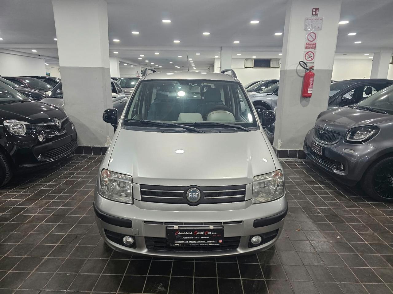 NUOVA FIAT PANDA EMOTION 1.2 BENZ 60CV - AUTO COME NUOVA