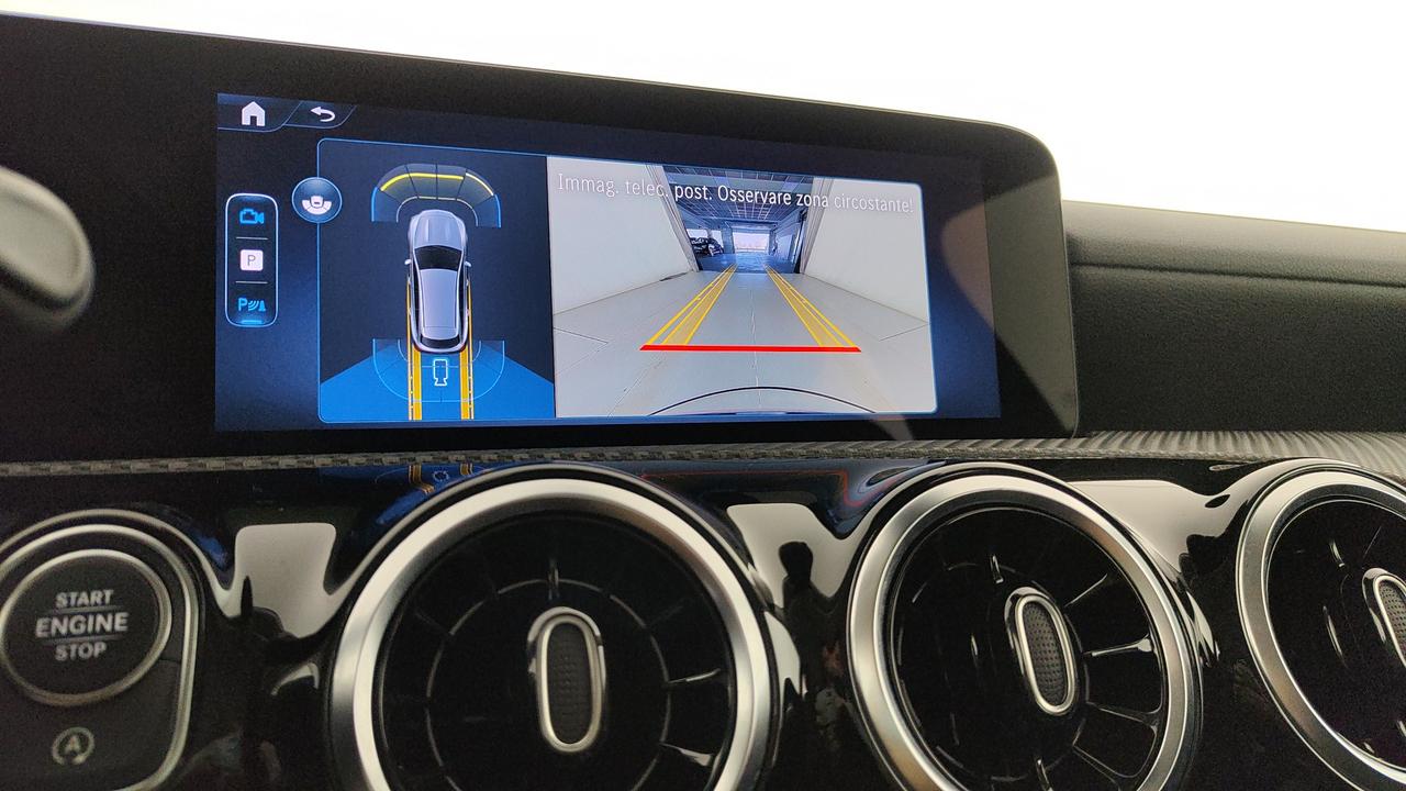 Mercedes-Benz CLA Shooting Brake 180 d Advanced auto