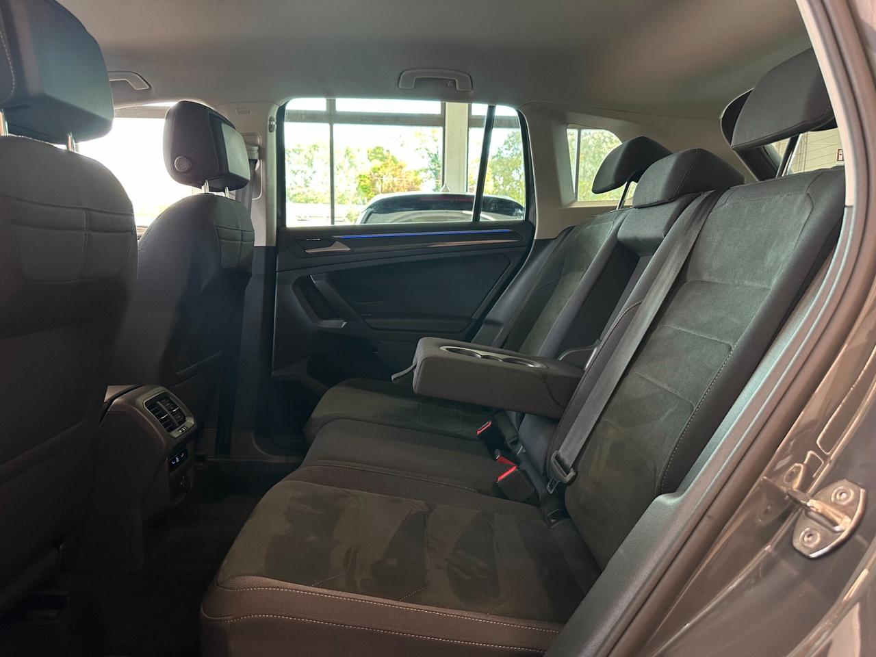 VOLKSWAGEN TIGUAN ELEGANCE 2.0TDI 4MOTION DSG *RADAR*CARPLAY*LUCI*CAMERA*