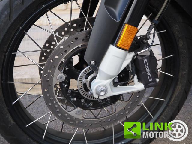 BMW R 1250 GS TRIPLE BLACK