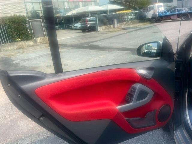 Smart ForTwo 1000 52 kW MHD coupé pure