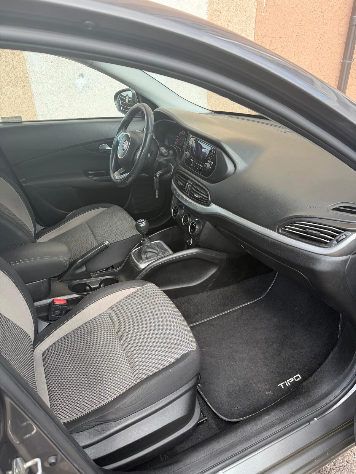Fiat Tipo 1.4 5 porte Lounge