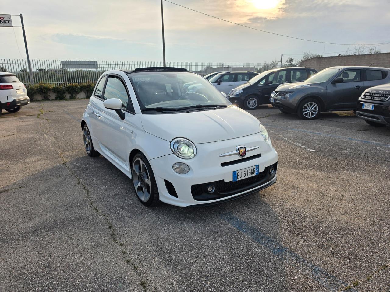 Abarth 500 C 1.4 Turbo T-Jet MTA