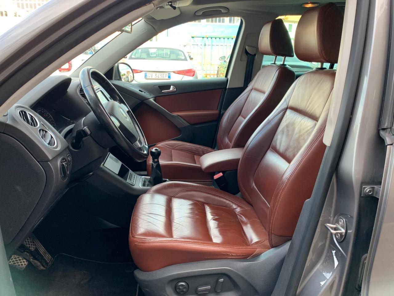 Volkswagen Tiguan 2.0 16V TDI DPF 4motion Sport & Style (18°)