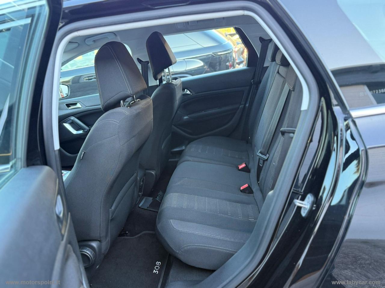 PEUGEOT 308 PureTech Turbo 130 S&S SW Allure
