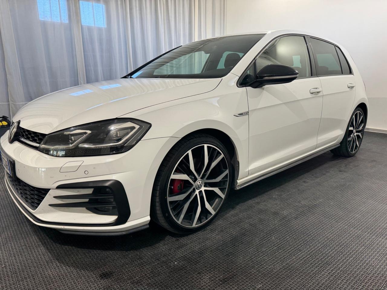 Volkswagen Golf GTD 2.0 TDI DSG 5p. BlueMotion Technology