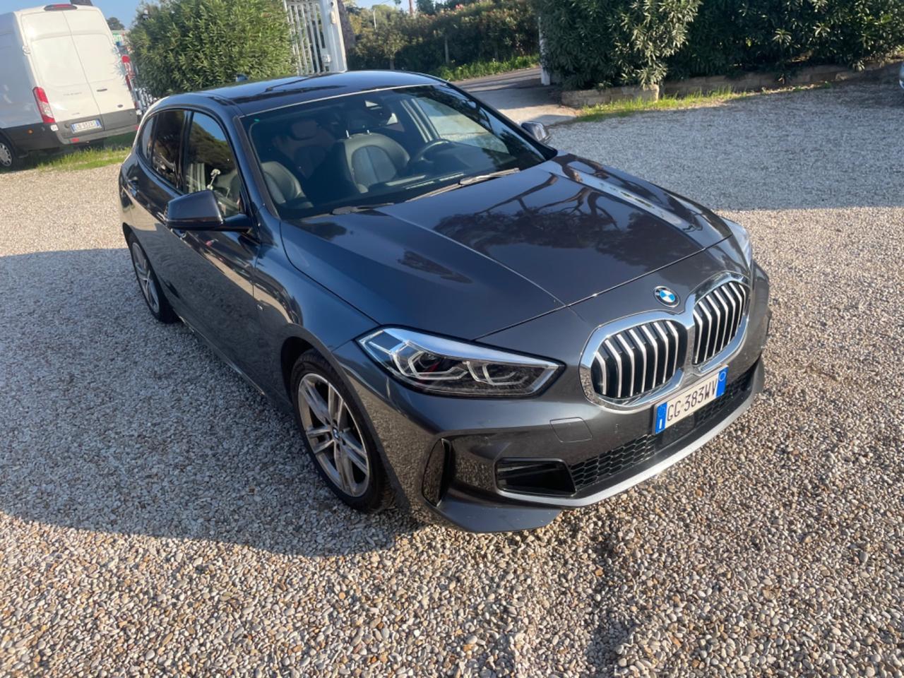 Bmw 116 116d 5p. Msport