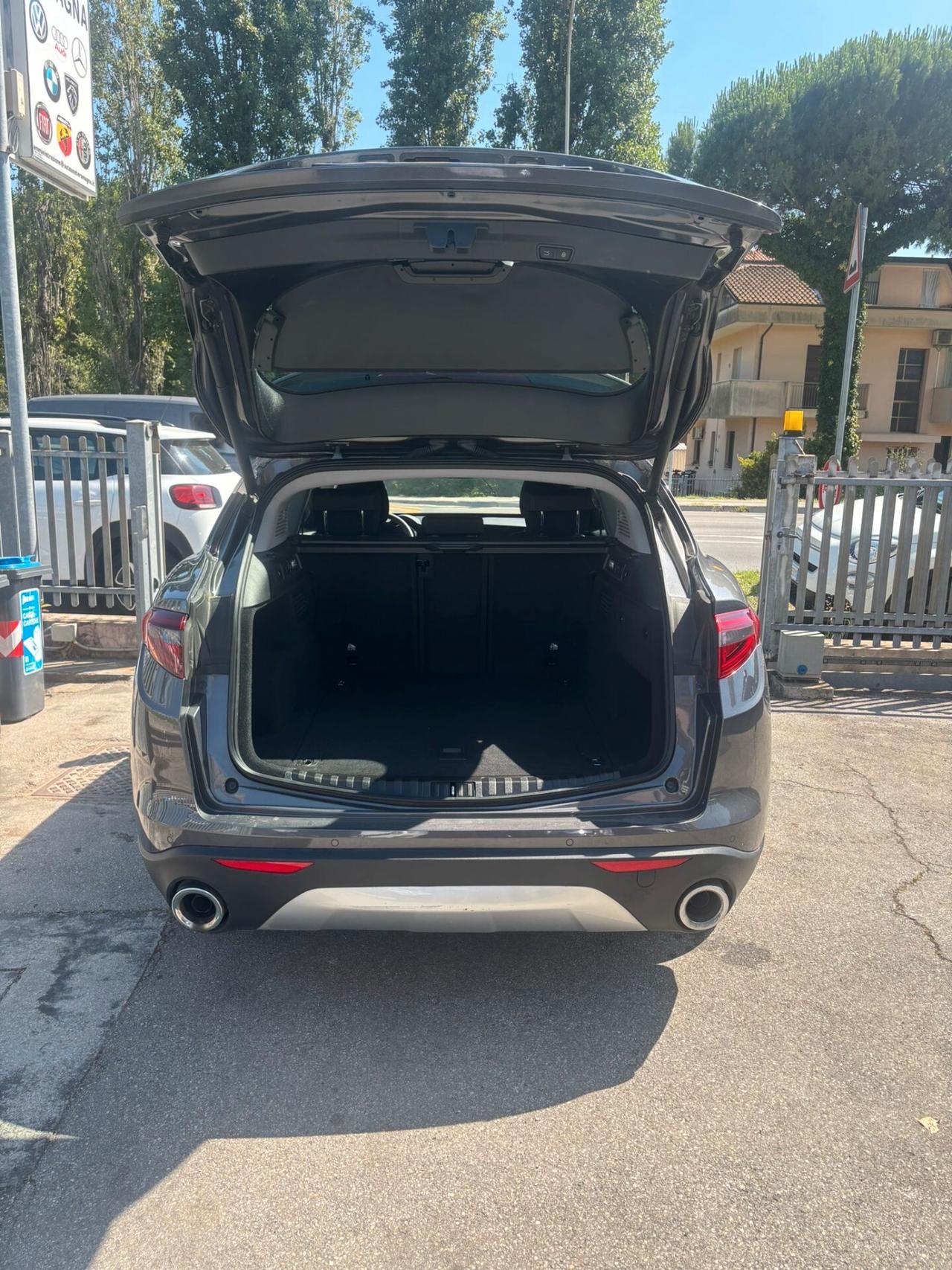 Alfa Romeo Stelvio 2.2 Turbodiesel 190 CV AT8 Q4 Business NESSUN VINCOLO