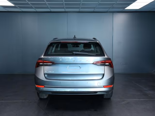 SKODA Octavia 2.0 TDI 116CV DSG Wagon Executive